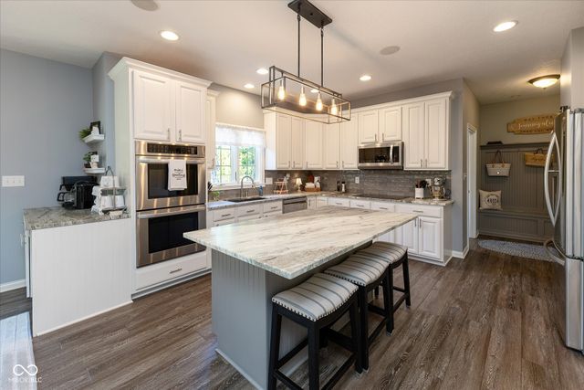 1025 Bear Cub Drive, Cicero, IN 46034