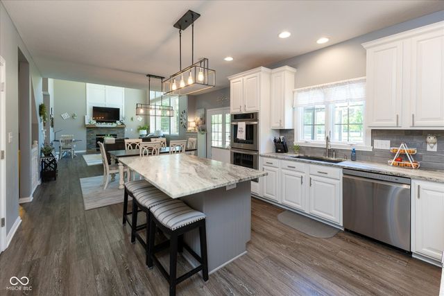 1025 Bear Cub Drive, Cicero, IN 46034