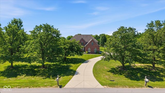 1025 Bear Cub Drive, Cicero, IN 46034
