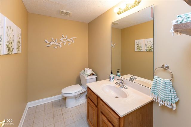 1025 Bear Cub Drive, Cicero, IN 46034