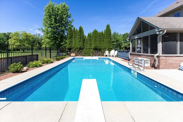 1025 Bear Cub Drive, Cicero, IN 46034