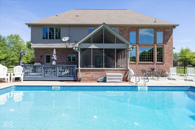 1025 Bear Cub Drive, Cicero, IN 46034