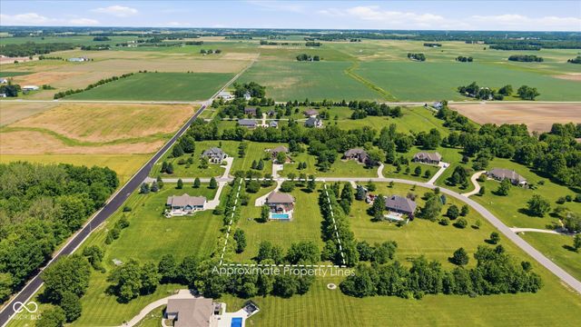 1025 Bear Cub Drive, Cicero, IN 46034