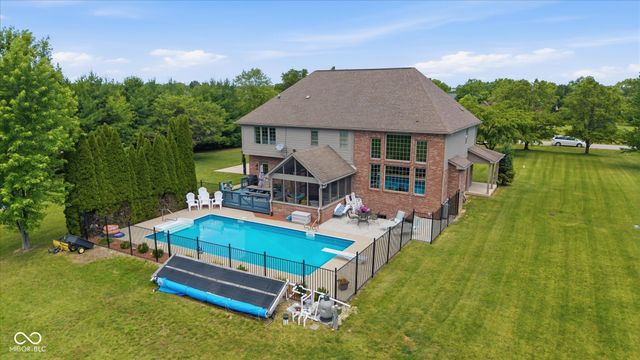 1025 Bear Cub Drive, Cicero, IN 46034