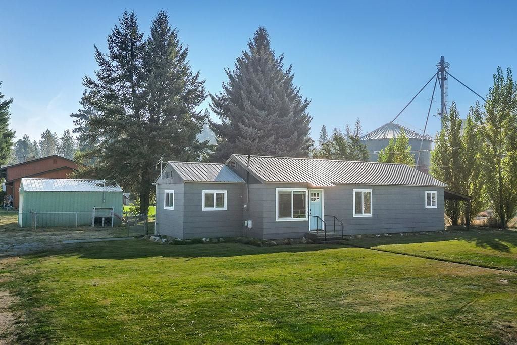 12124 N Myrtle St, Mead, WA 99021