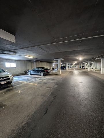 164 Galen St 47, Watertown, MA 02472