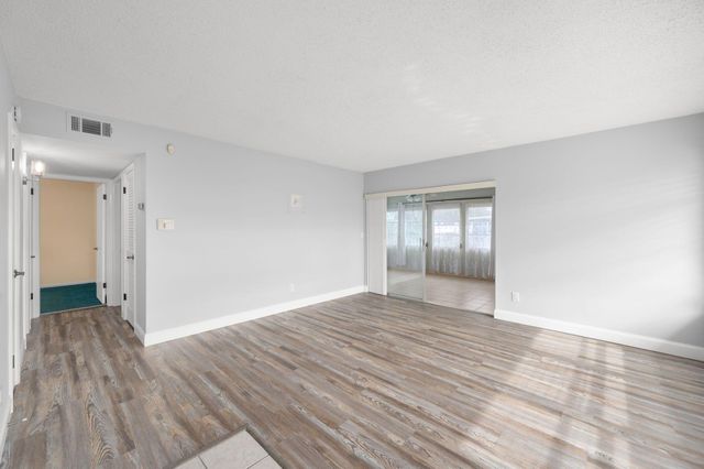 153 NE Tunison Avenue, Port St Lucie, FL 34983