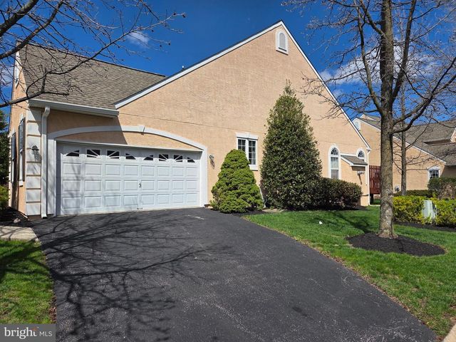 84 WHEATSHEAF LN, Norristown, PA 19403