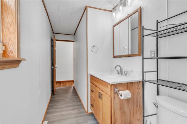 936 Pike Run Dr, California, PA 15423