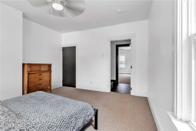 936 Pike Run Dr, California, PA 15423