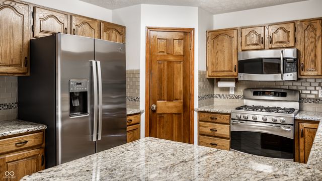 21118 N Banbury Road, Noblesville, IN 46062