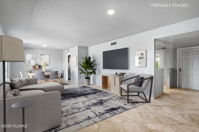 221 W Calle Canon De Faber, Green Valley, AZ 85614