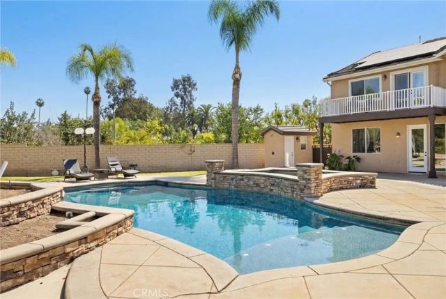 303 Sunburst, Corona, CA 92879