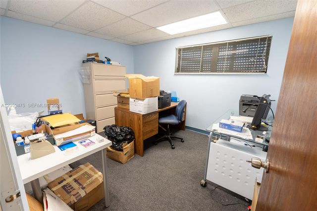 2200 Hollywood Blvd, Hollywood, FL 33020