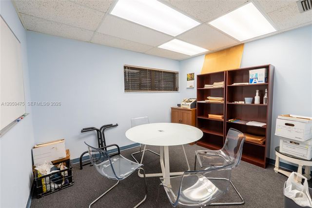 2200 Hollywood Blvd, Hollywood, FL 33020