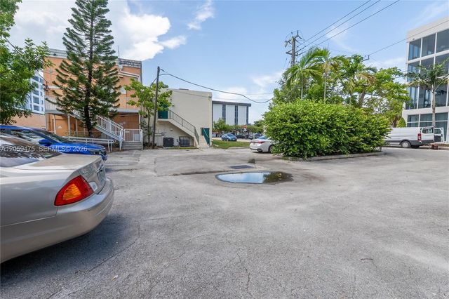 2200 Hollywood Blvd, Hollywood, FL 33020