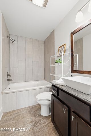 113 Bayou Street 108, Lafayette, LA 70503