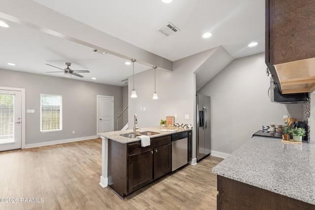 113 Bayou Street 108, Lafayette, LA 70503