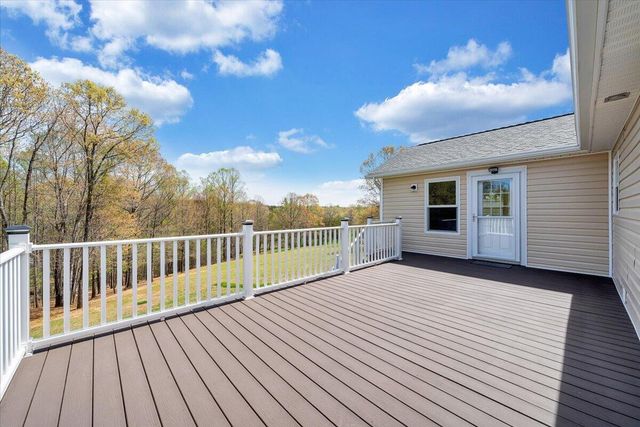 462 GILFORD RD, Wirtz, VA 24184