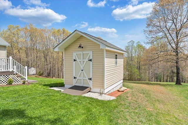 462 GILFORD RD, Wirtz, VA 24184