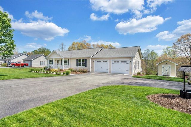 462 GILFORD RD, Wirtz, VA 24184