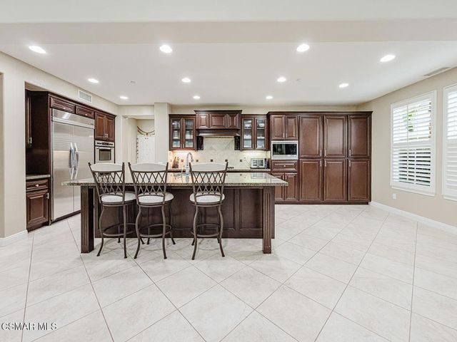 4095 Eagle Flight Drive, Simi Valley, CA 93065