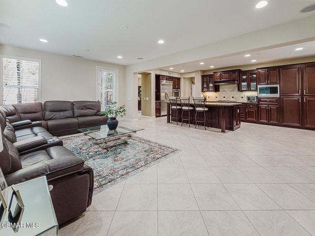 4095 Eagle Flight Drive, Simi Valley, CA 93065