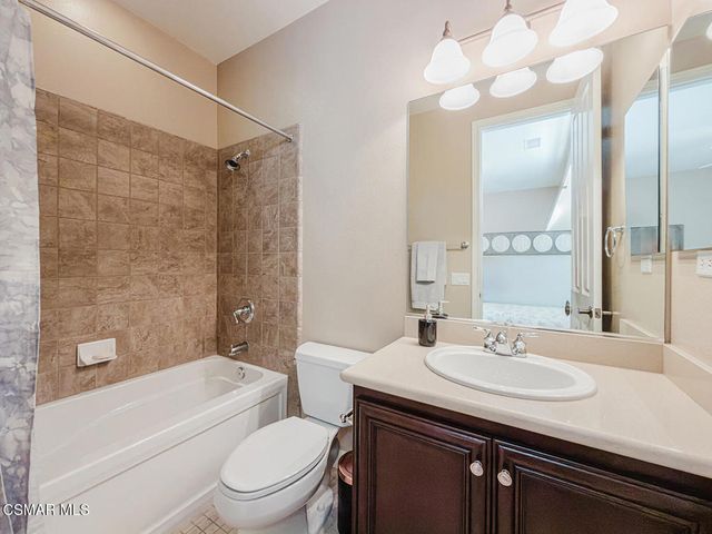 4095 Eagle Flight Drive, Simi Valley, CA 93065