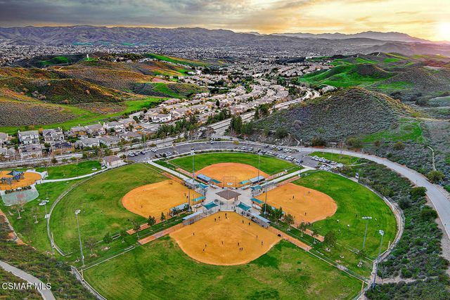 4095 Eagle Flight Drive, Simi Valley, CA 93065