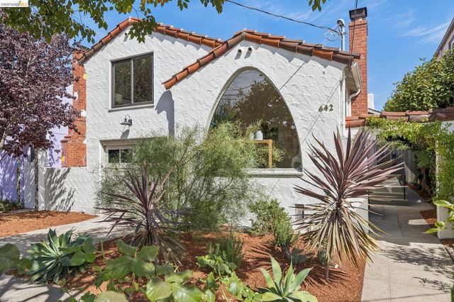 642 27Th St, Richmond, CA 94804