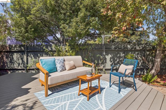 642 27Th St, Richmond, CA 94804