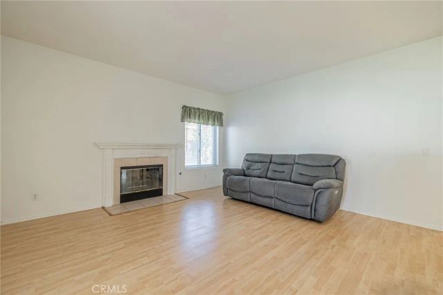 5613 W Avenue L1, Lancaster, CA 93536