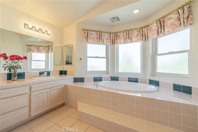 5613 W Avenue L1, Lancaster, CA 93536