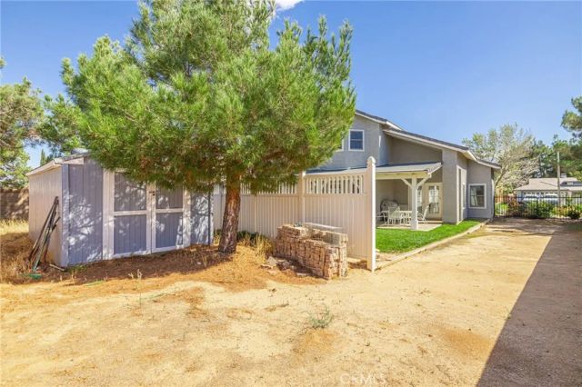 5613 W Avenue L1, Lancaster, CA 93536