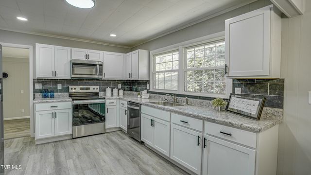 308 Okolona Road, Church Hill, TN 37642