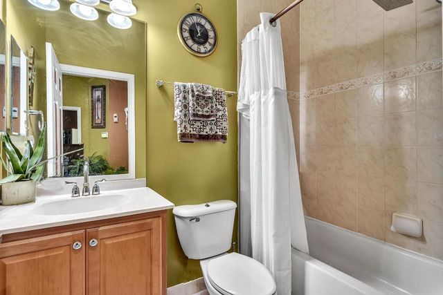 9054 Plymouth Place, Tamarac, FL 33321