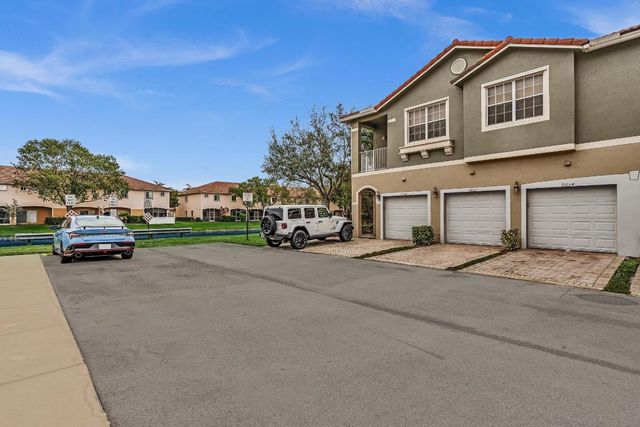 9054 Plymouth Place, Tamarac, FL 33321