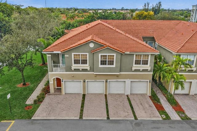 9054 Plymouth Place, Tamarac, FL 33321