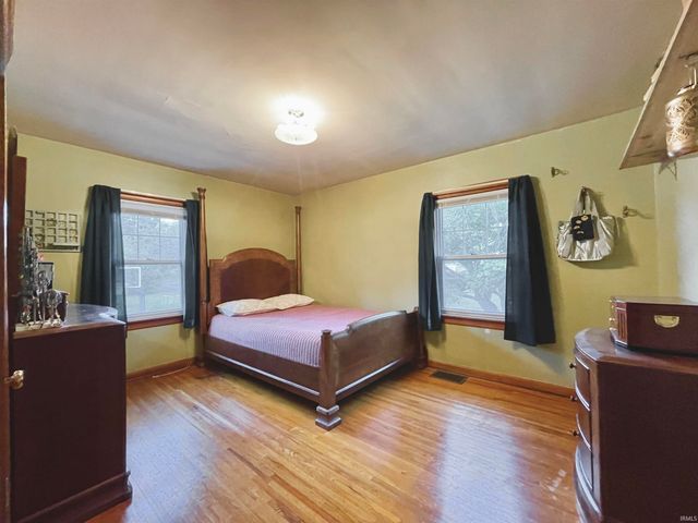 1601 Reiter Drive, Evansville, IN 47712