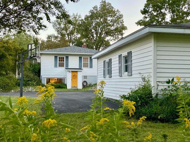 1601 Reiter Drive, Evansville, IN 47712