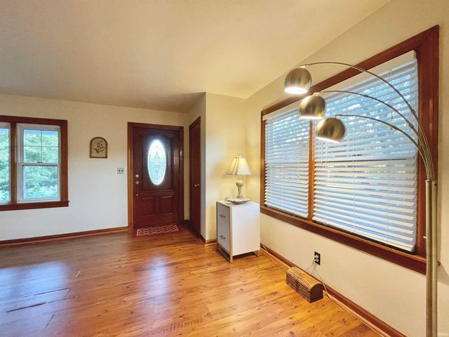 1601 Reiter Drive, Evansville, IN 47712