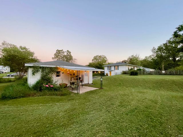 1601 Reiter Drive, Evansville, IN 47712