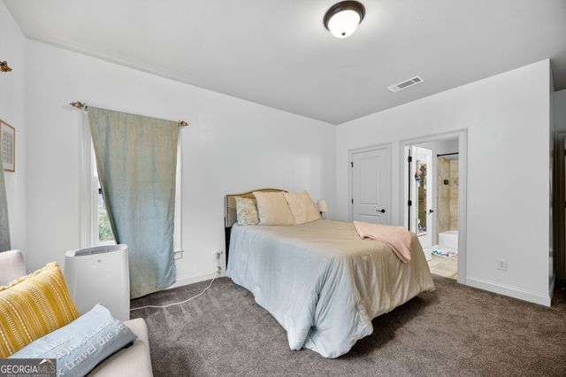 120 Homestead Circle, Forsyth, GA 31029