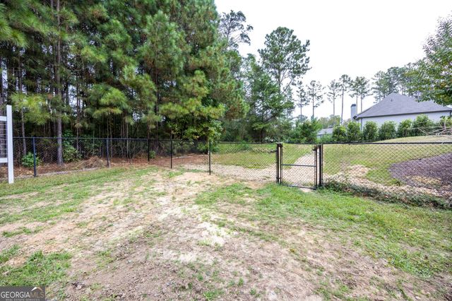 120 Homestead Circle, Forsyth, GA 31029