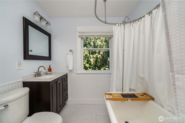 1721 N Steele Street, Tacoma, WA 98406