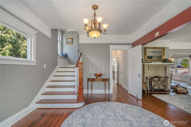 1721 N Steele Street, Tacoma, WA 98406