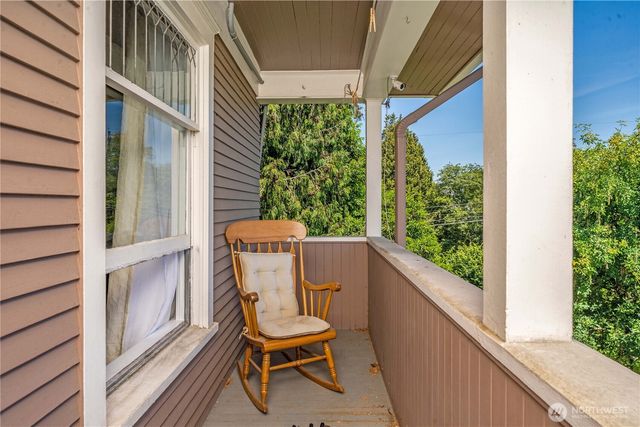 1721 N Steele Street, Tacoma, WA 98406