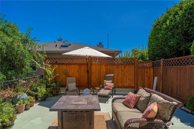 1721 N Steele Street, Tacoma, WA 98406