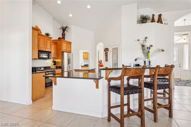 2180 Iroquois Avenue, Pahrump, NV 89048