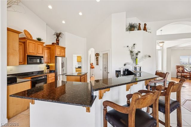 2180 Iroquois Avenue, Pahrump, NV 89048